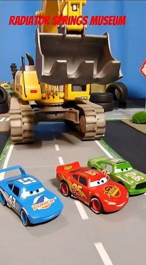 Screaming Banshee chasing Lightning McQueen Chick Hicks and the King in Radiator springs, pixar cars