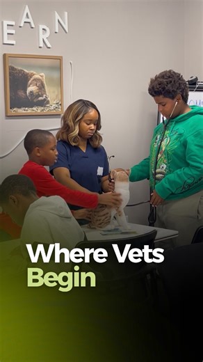 STEMcx | Representing Minorities In STEM on Instagram: "POV: it’s your first time learning what vets actually do 🐾 You thought it was just about pets… Then you’re learning about anatomy, animal care, diagnostics, and what it really means to advocate for animals. This is our Vet Camp throwback where curiosity turned into confidence and students got a real glimpse into veterinary medicine in action 🤍 For many, this was the first time they could picture themselves in this field. And that’s what S