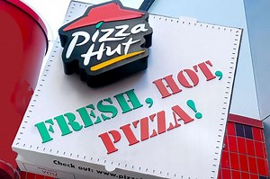 A Brief History of Pizza Hut | 8-Bit Pickle