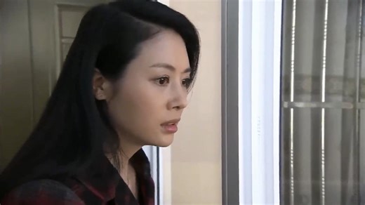 1.3M views · 8.2K reactions | She rushed home from a business trip and wanted to surprise her husband but he was seen canoodling with his mistress! |3S Lady | 单身女王 ❤‍Full EPs of《3S Lady》→https://www.youtube.com/@HiDrama2 李Click to follow our Facebook "In Drama" https://www.facebook.com/inDramaTV | InDrama | Facebook