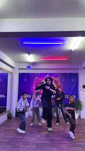 Ye mosam ka ishara 5:30-6:30am 7-8am 4-5pm 5-6pm dance class Admission open 📍kumaripati etee tole branch 9761805607 online class also available We teach all type of dance Admission open 5:45am 7:00am 5-6pm kid dance class 6-7pm dance class Lalitpur siddhipur 6 thaiba road 2nd branch Kumaripati etee tole 3th Saddobato bishal chowk 9761805607 *Online class *Wedding choreography *Home class available#foryoupage #foryou #danceschool #fyp #jhigudancestudio