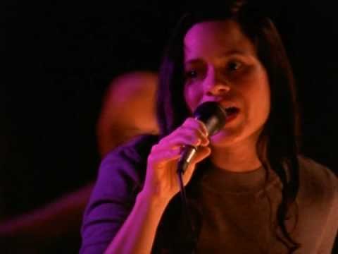Natalie Merchant - Life is Sweet Live