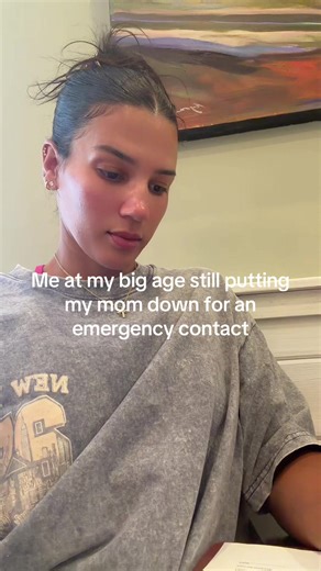 I do it without even thinking sometimes #fyp #relatablevideos #emergencycontact #reallife #adulting
