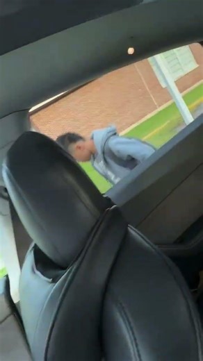 After the spring break,go back to school.