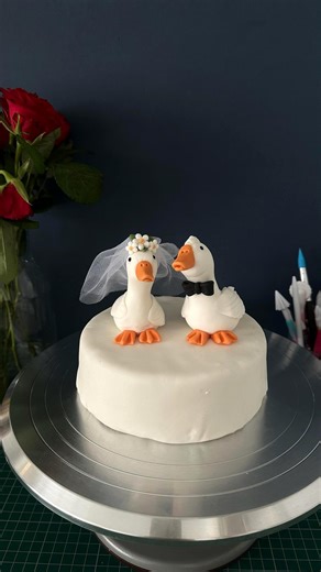 Funny Goose Wedding Cake Topper - Bride and Groom Duck Cake Topper - Rustic Farm Wedding Cake Decoration - Handmade Goose Couple Topper. - Etsy