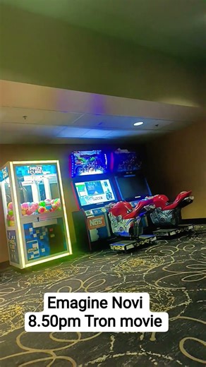 Emagine Novi 8.50pm Tron movie