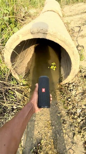 Jbl Flip 2 Drop waterpool in bass test