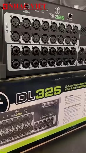  Mackie DL32S – Điều khiển 32 kênh không dây, mix mọi thứ chỉ với 1 chạm! Gọn – mạnh – tiện – phù hợp sân khấu, ban nhạc, sự kiện. MIXER MACKIE DL32S: https://www.congtynhacviet.com/mixer-thu-am/mixer-mackie-dl32s #DL32S #Mackie #nhacviet #congtynhacviet | Công ty Nhạc Việt | Facebook