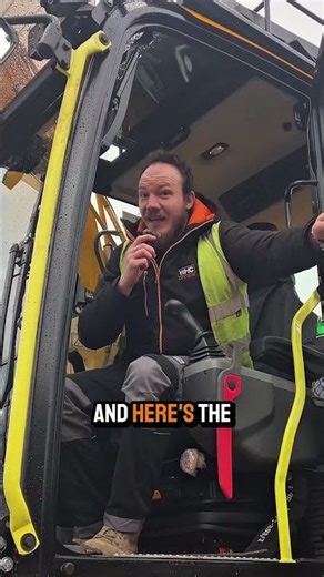 🚜 THE fleet continues to grow… #jcbmachines #whchire