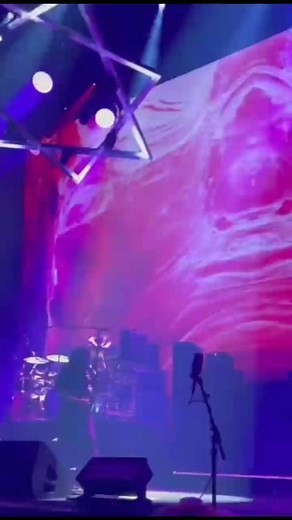 Tool - Invincible (Adam Jones) #toolband #toolarmy #toolbandfan #adamjones #maynardjameskeenan #dannycarey #justinchancellor #invincible #fearinoculum