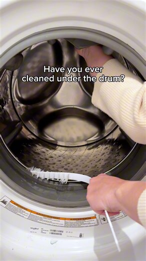 Don’t forget to clean under the drum #cleaning #deepcleaning #cleaningtipsandtricks #washingmachine #viralvideo | Live Composed