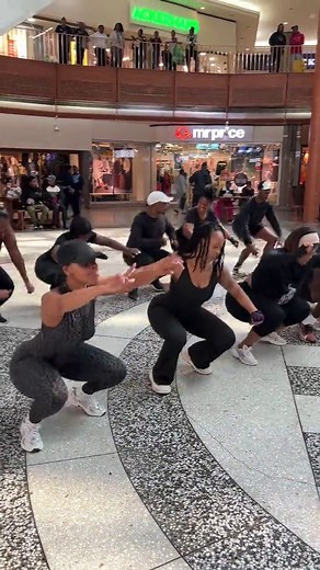 Home Workouts with Aerofitsa: Follow Nyawol Omshini & Smeliwe