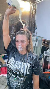 369K views · 637 reactions | THE WORLDS HOTTEST WING EATING COMPETITION 掠 Wing Fest UK delivered the goods yet again. This was carnage  #LavaWingChallenge | Food Review Club | Facebook