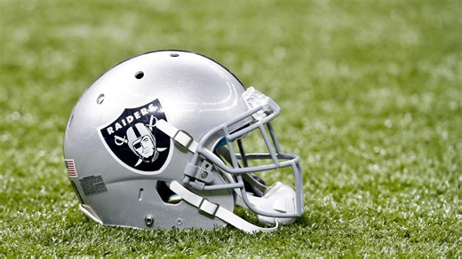 Raiders name Derius Swinton interim special teams coordinator