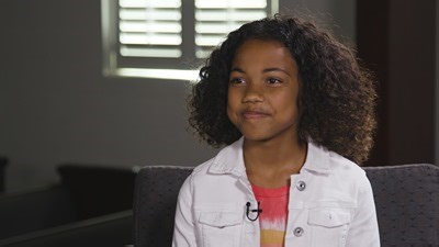 Meet Raya Sunshine Mullan, the young actress who plays Gabby in the ALL-NEW Pure Flix original, The Beverlys. She'll take you behind-the-scenes to reveal all the fun she had while filming on-set! #PureTalk | Great American Pure Flix