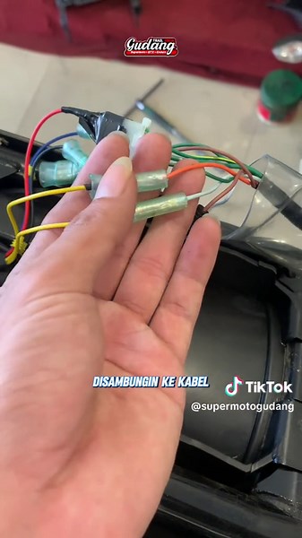 Tutorial Pemasangan Stop Lamp Three in One Motor CRF