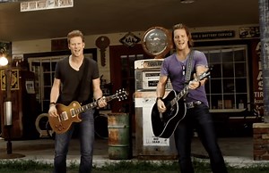 Only 8 Country Songs Are Certified Diamond (10 Million Units Sold) And It’s A Disappointing List | Whiskey Riff