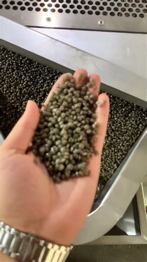 High output vibrating screen, plastic particle screening machine