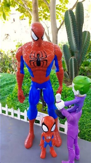 Joker twins run away seeing Spidey's dad #spiderman #actionfigures #marveltoys #shorts