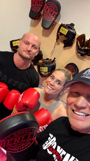 Boxtraining im Hotel mit einem Boxer 🥊🥊 #boxing #training #hotel #neu | Axel Schulz
