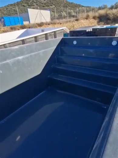 💧PISCINA 4,7x2,2 GRIS💧 Un formato más compacto para que puedas instalarla donde prefieras: 4,7 × 2,2 metros, con todos los extras necesarios para adaptarla a tu estilo. Y qué decir de su color… un elegante gris que convierte tu piscina en un espacio único. ¿Te animas? 🤍💙🩵Disponible en diferentes colores. 🚛 Hacemos envíos a toda España y Portugal. 📞 639 97 15 10 – Llámanos y te informamos sin compromiso. www.piscinaentujardin.com ¡Haz tu compra online! #Piscina #Piscinasdepoliester #Pool #