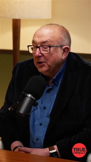 In this gripping clip from the True Criminals podcast, legendary detective DCI Colin Sutton reveals the moment the hunt for Levi Bellfield hit a major turning point. #MillyDowler #TrueCrime #LeviBellfield #PoliceInvestigation #TrueCriminals #MartinBrunt #ColinSutton #ColdCase #Shorts