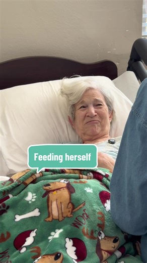 Little things. Watching her feed herself is always such a big win in my book. Dad comes often when they are feeding her and feeds her himself. But knowing that she can still feed herself if needed is a biggie. She loves her treats! #memorycarevisits #alzheimerssucks #nursinghomelife #motheranddaughter #snacksanddementia