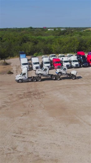 Driveaway Perfection: Saluting our Elite Deck Drivers🫡 #driveaway #truckdrivers#trucking #cdllife