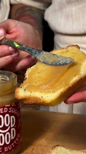 Rosemary Apple Butter Crostini 🍎🌿 | Easy Fall Appetizer