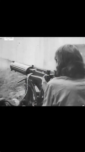 2K views · 295 reactions | Women testing weapons in WWII #militarylife #specialforces #army #Womenshistory #Inspirationalwomen #soldier #britishmilitary | The Giant Killer | Facebook