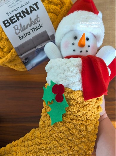 Crea una Calceta mágica con Cartón y Hilo