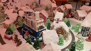 21K views · 837 reactions | Tradisjonen tro har de dyktige konditorene på Color Magic laget en pepperkakelandsby i Grand Buffet. Er den ikke flott? ⛴朗 | Color Line | Facebook