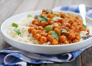 Instant Pot Butter Chickpeas (Vegan Butter Chicken) | My Heart Beets