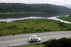 Empresas que transportam grãos interrompem uso da hidrovia Tietê-Paraná