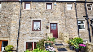 **FOR SALE** Waterloo Road | Kelbrook | 2 Bedrooms | 1 Bathroom |...