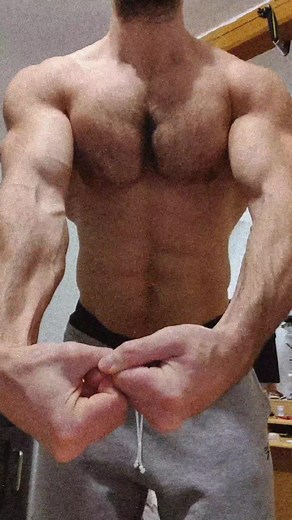 are you Ready? #biceps #abs #pecs #muscle #flex #CapCut