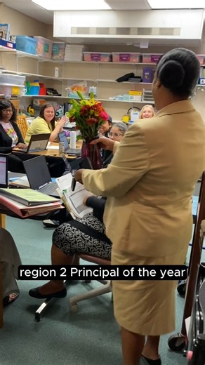 Surprised with cheers, flowers, and balloons — Mrs. Davina S. Parker was celebrated as Region 2 Principal of the Year! 💙🎉 Her words said it best: “it's all about the children” 👏 Congratulations to a leader whose heart, passion, and dedication inspire everyone around her! 🌟 #TeamDuval #PrincipalOfTheYear #DuvalProud | Duval County Public Schools