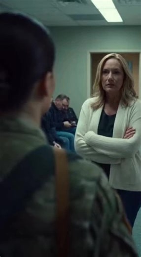 🇺🇲 MY AUNT BLOCKED ME FROM DYING GRANDPA'S ROOM - UNTIL I MADE ONE PHONE CALL. "Family only," Aunt Glenda spat, using her body to block the door to the ICU. Behind her, my cousin Travis didn't even look up from his phone. "Go home, Sarah. Grandpa needs peace, not your drama." I stood there in my fatigues, smelling like jet fuel and stale coffee. I hadn't showered in two days. I’d come straight from the tarmac, hitching a ride on a cargo transport just to get here in time. To them, I was the bl