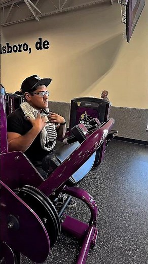 Best tricep machine? #bodybuilding #triceps #gym #fitneess #youtubeshorts #planetfitness #nerd #fy