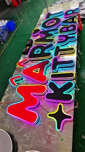 Do you know what is the new and popular signage technology at USA? #signagede-sign #signage #hotel