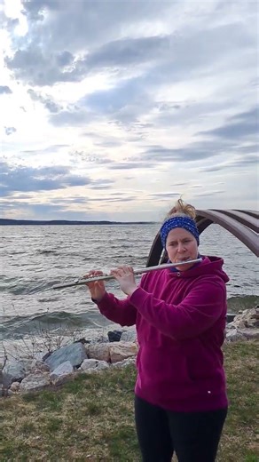 Bridge over troubled water/ flute cover at the stormy Brombachsee 🎶🌊