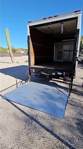 Auction #3940128 - 2011 E 350 Box Van