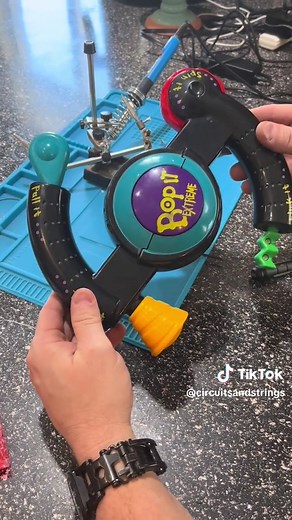 Hacked Bop It! Extreme Gameplay Reveal