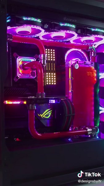 1 of our newest PC builds 🤤 what do you think? #pcsetup #extremepc #gamingpc #pc #pcbuild #pcbuilds #pcmod #pcmodder #pcmodding #watercooledpc