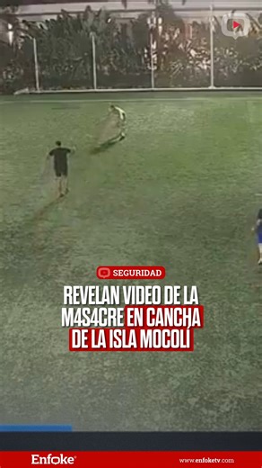 El 7 de enero, un ataque armado en la cancha de Mocolí Golf Club, en la isla Mocolí, Samborondón, dejó tres personas as3sin4d4s. ⚠️ Entre las víctimas fue identificado Stalin O., alias “El Marino”, presunto cabecilla de la banda Los Lagartos. 👥 Sicarios irrumpieron en el complejo privado, vulneraron los controles de seguridad y abrieron fuego. 📹 Un video muestra a las víctimas tendidas sobre el césped tras el ataque. | Enfoke tv.