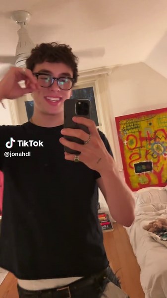 Close to You - A Song by Jonah