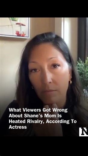 The world's most famous fictional hockey mom right now sat down with Newsweek to talk all things Heated Rivalry. | Newsweek