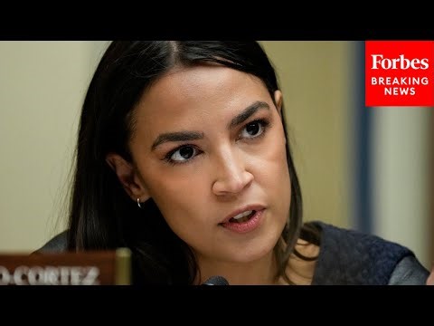 'This Is A No-Brainer': AOC Touts Expansion Of Medicare To Include Vision And Dental Insurance