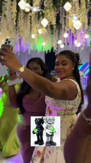 Wow this bride and friends dance is spectacular 💃💃 #music#reels#wedding#dance