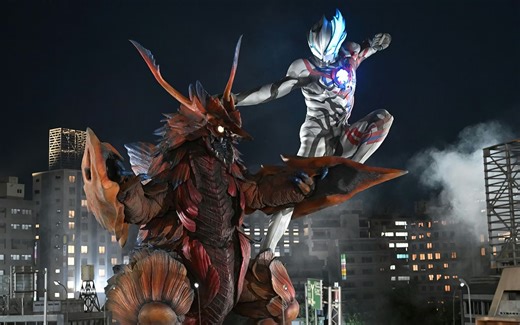 「布 莱 泽」EP01:顶级开局？布莱泽狂野の战斗！香槟疑似可开！